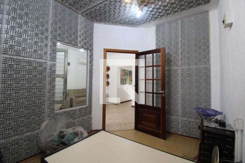 Casa à Venda - Jardim Chapadão, 4 Quartos,  412 m2 em , Campinas - sp | SoloBR