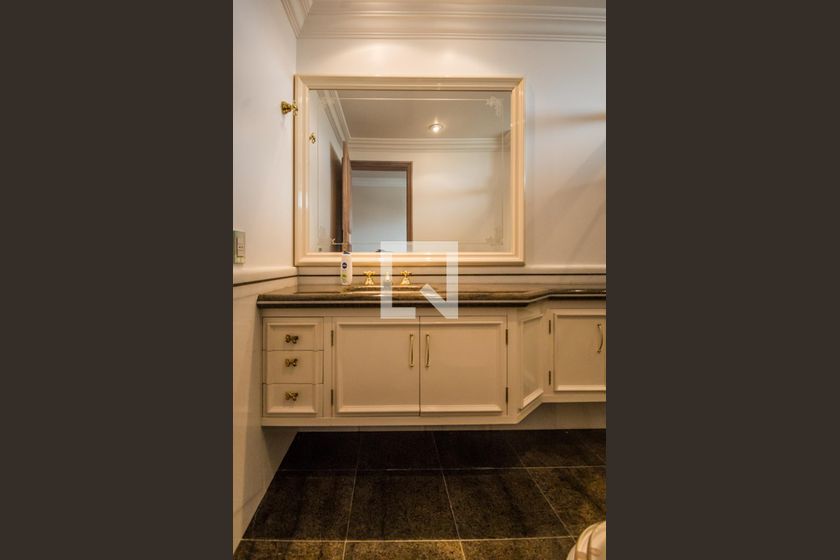 Apartamento à Venda - Cambuí, 6 Quartos,  490 m2 em , Campinas - sp | SoloBR
