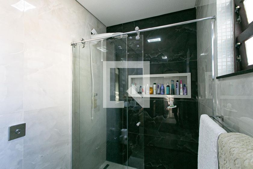 Casa, 4 quartos, 250 m² - Foto 41
