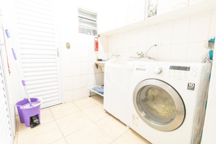 Casa, 4 quartos, 230 m² - Foto 56