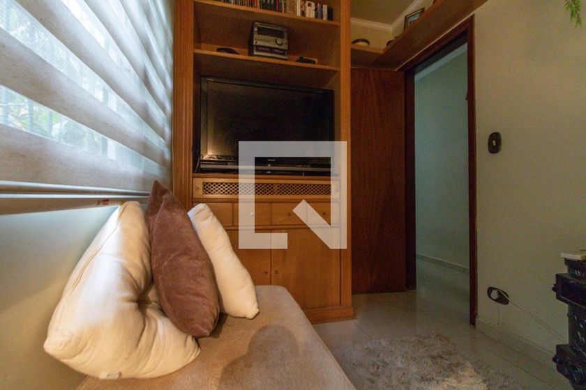 Casa, 4 quartos, 230 m² - Foto 8