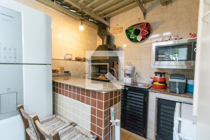 Casa, 4 quartos, 230 m² - Foto 60
