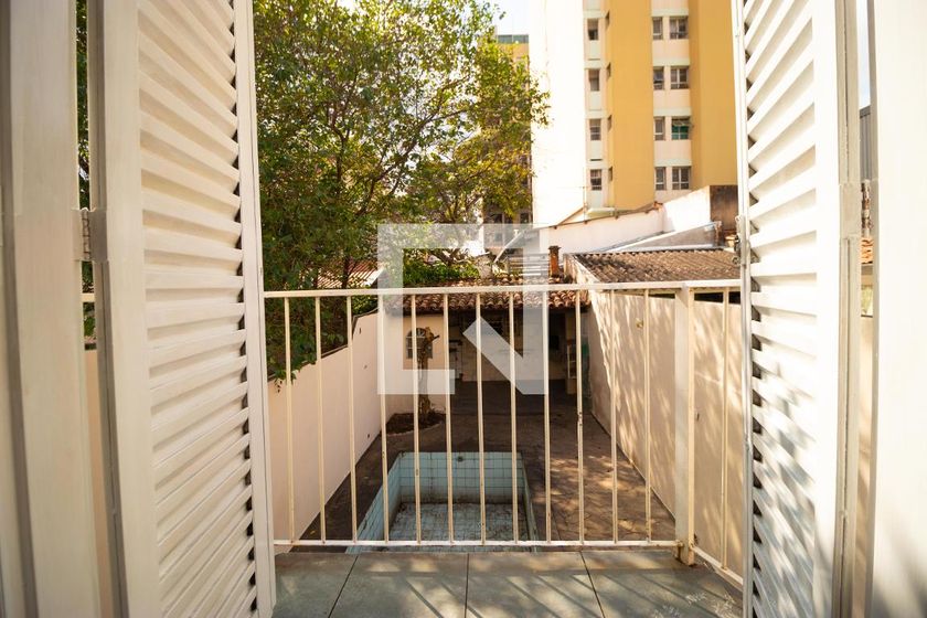 Casa à Venda - Centro, 3 Quartos,  300 m2 em , Campinas - sp | SoloBR