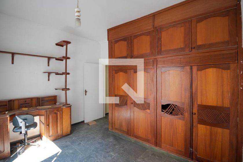 Casa à Venda - Centro, 3 Quartos,  300 m2 em , Campinas - sp | SoloBR