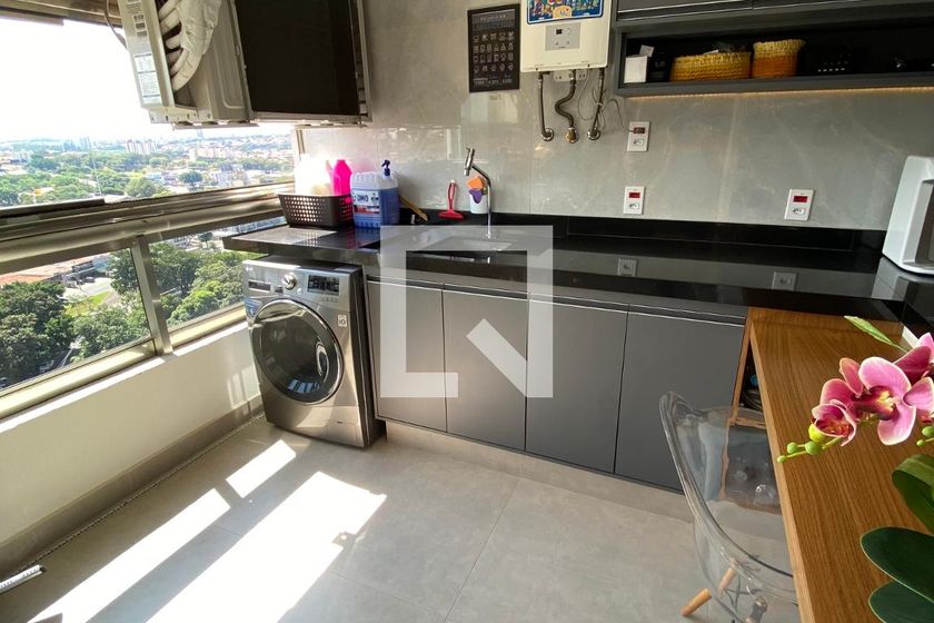 Apartamento à Venda - Cambuí, 2 Quartos,  70 m2 em , Campinas - sp | SoloBR
