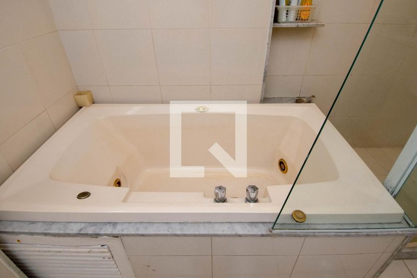 Apartamento, 4 quartos, 220 m² - Foto 44