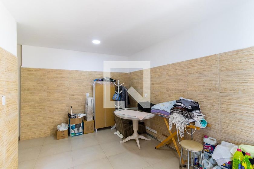 Casa à Venda - Bosque, 3 Quartos,  224 m2 em , Campinas - sp | SoloBR