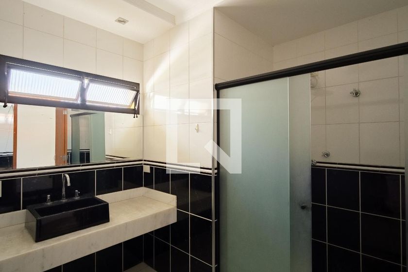 Casa, 4 quartos, 250 m² - Foto 55