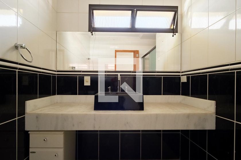 Casa, 4 quartos, 250 m² - Foto 57