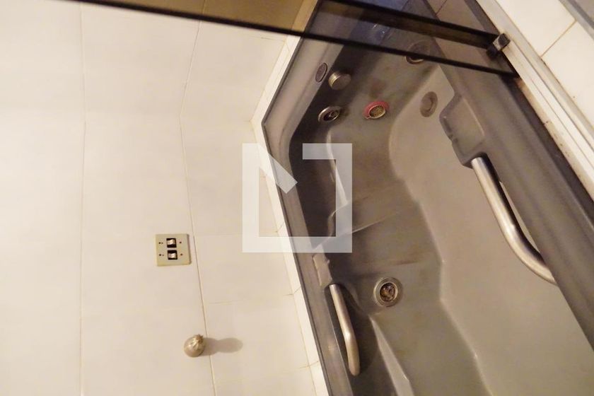 Casa, 4 quartos, 370 m² - Foto 29
