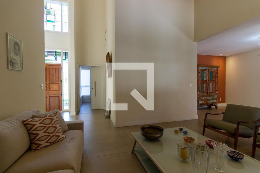 Casa à Venda - Swiss Park, 5 Quartos,  412 m2 em , Campinas - sp | SoloBR