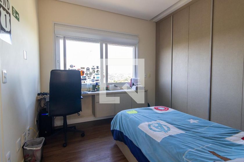 Casa à Venda - Swiss Park, 5 Quartos,  412 m2 em , Campinas - sp | SoloBR
