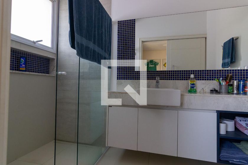 Casa à Venda - Swiss Park, 5 Quartos,  412 m2 em , Campinas - sp | SoloBR