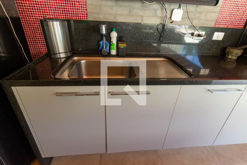 Casa à Venda - Swiss Park, 5 Quartos,  412 m2 em , Campinas - sp | SoloBR