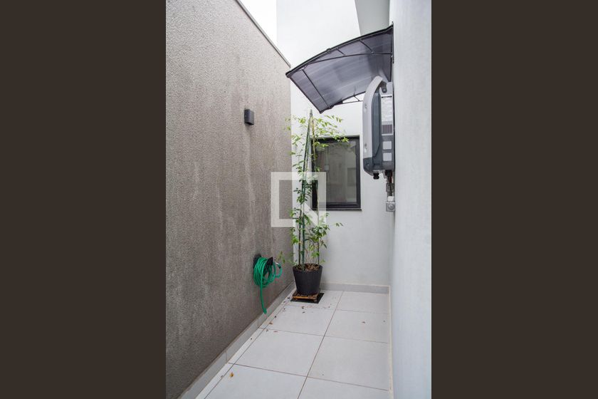 Casa à Venda - Swiss Park, 2 Quartos,  190 m2 em , Campinas - sp | SoloBR