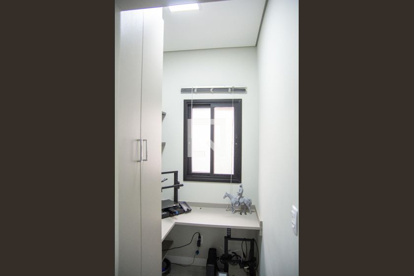 Casa à Venda - Swiss Park, 2 Quartos,  190 m2 em , Campinas - sp | SoloBR