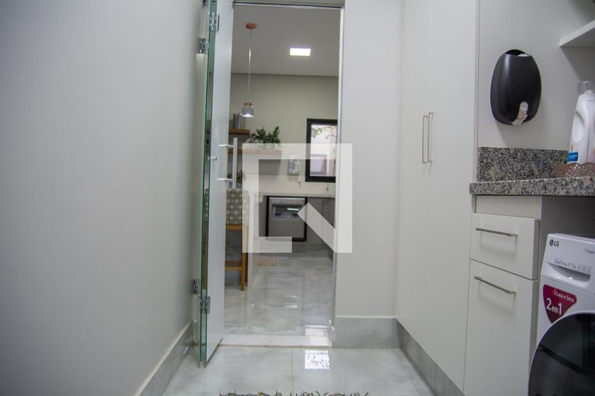 Casa à Venda - Swiss Park, 2 Quartos,  190 m2 em , Campinas - sp | SoloBR