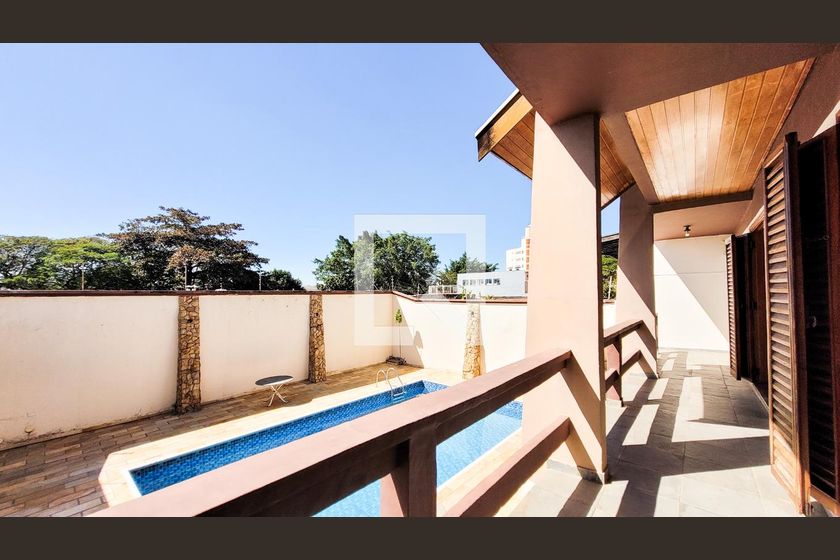 Casa à Venda - Jardim Flamboyant, 4 Quartos,  498 m2 em , Campinas - sp | SoloBR