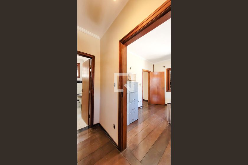 Casa à Venda - Jardim Flamboyant, 4 Quartos,  498 m2 em , Campinas - sp | SoloBR