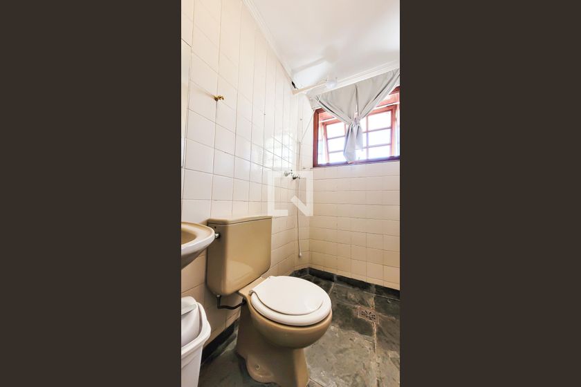 Casa à Venda - Jardim Flamboyant, 4 Quartos,  498 m2 em , Campinas - sp | SoloBR