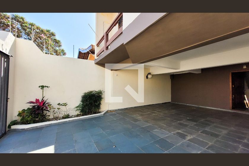 Casa à Venda - Jardim Flamboyant, 4 Quartos,  498 m2 em , Campinas - sp | SoloBR