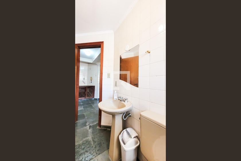 Casa à Venda - Jardim Flamboyant, 4 Quartos,  498 m2 em , Campinas - sp | SoloBR