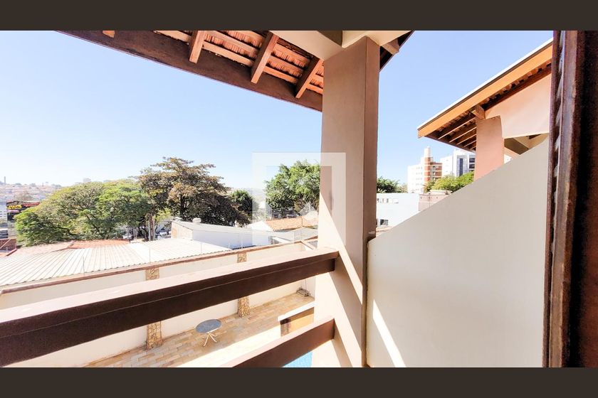 Casa à Venda - Jardim Flamboyant, 4 Quartos,  498 m2 em , Campinas - sp | SoloBR