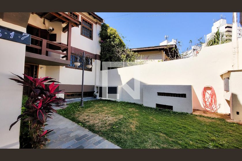 Casa à Venda - Jardim Flamboyant, 4 Quartos,  498 m2 em , Campinas - sp | SoloBR