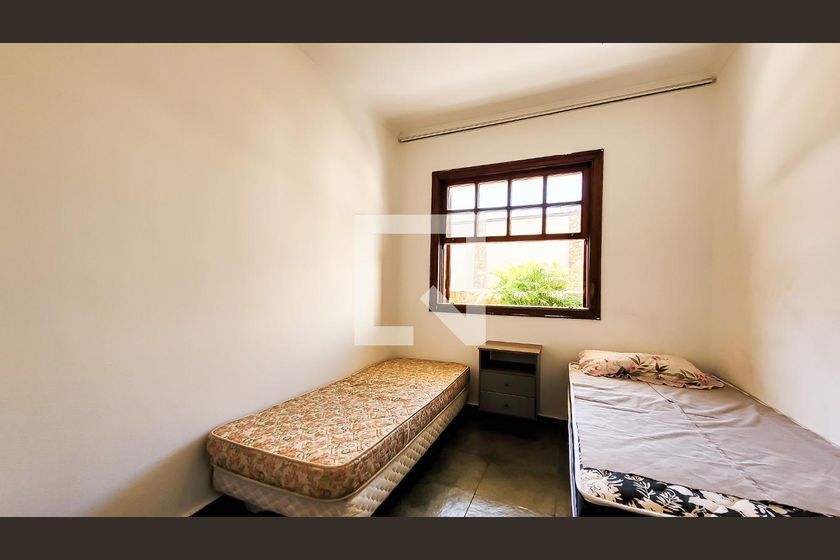 Casa à Venda - Jardim Flamboyant, 4 Quartos,  498 m2 em , Campinas - sp | SoloBR
