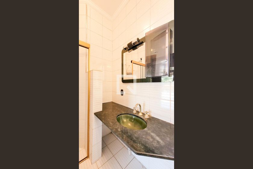 Casa à Venda - Jardim Flamboyant, 4 Quartos,  498 m2 em , Campinas - sp | SoloBR