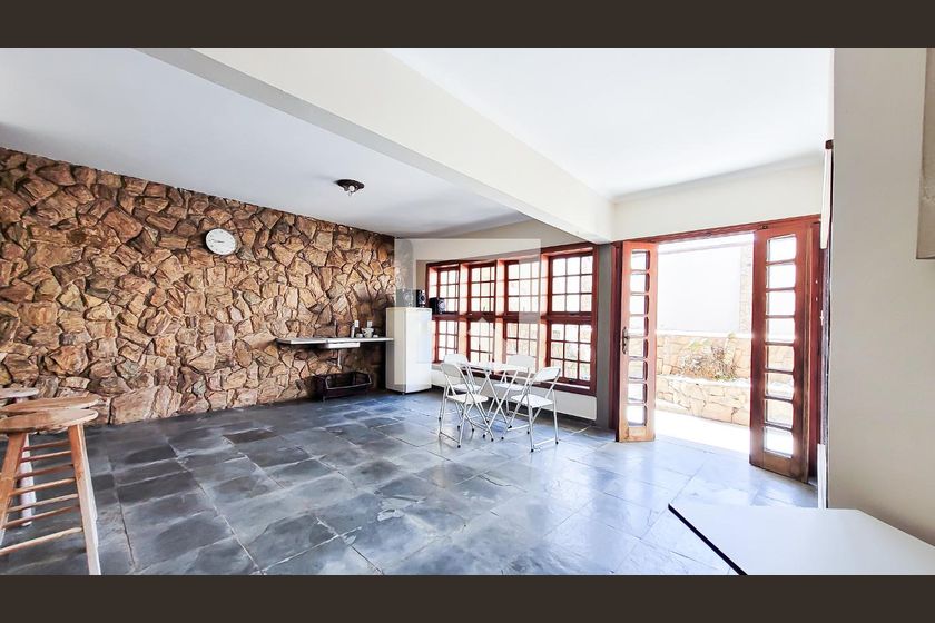 Casa à Venda - Jardim Flamboyant, 4 Quartos,  498 m2 em , Campinas - sp | SoloBR