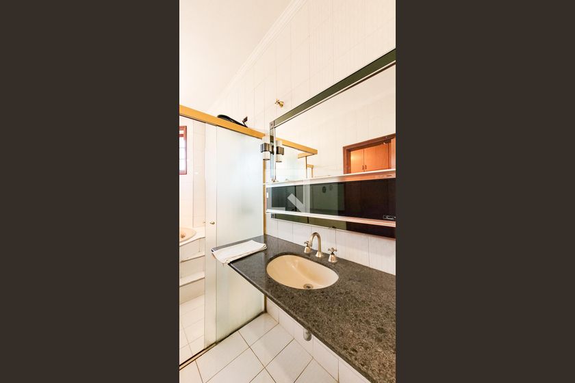Casa à Venda - Jardim Flamboyant, 4 Quartos,  498 m2 em , Campinas - sp | SoloBR