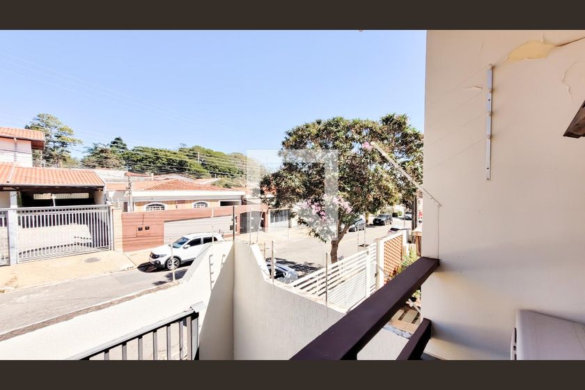 Casa à Venda - Jardim Flamboyant, 4 Quartos,  498 m2 em , Campinas - sp | SoloBR