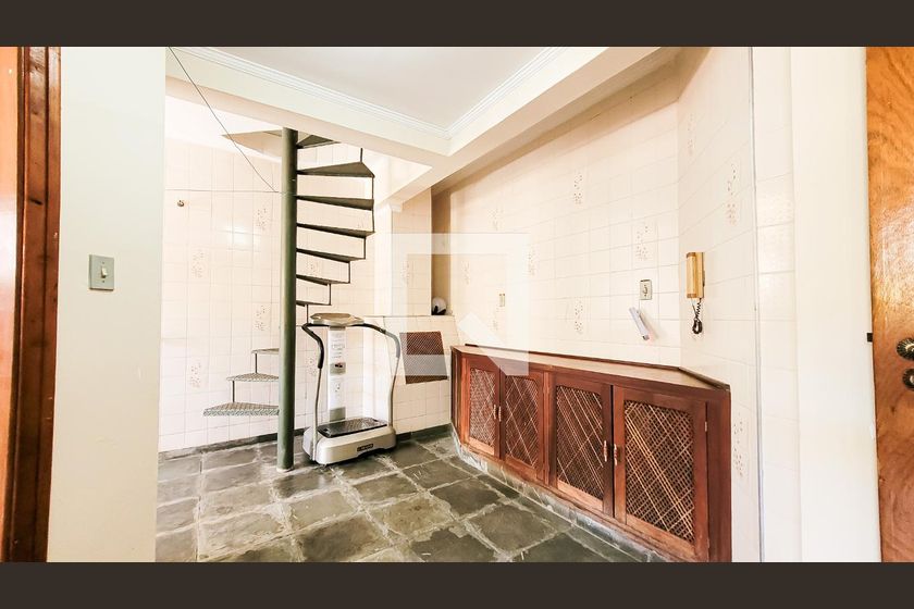 Casa à Venda - Jardim Flamboyant, 4 Quartos,  498 m2 em , Campinas - sp | SoloBR