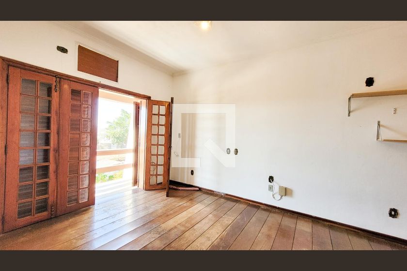 Casa à Venda - Jardim Flamboyant, 4 Quartos,  498 m2 em , Campinas - sp | SoloBR