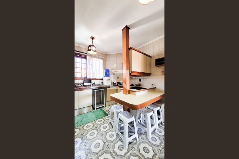 Casa à Venda - Jardim Flamboyant, 4 Quartos,  498 m2 em , Campinas - sp | SoloBR