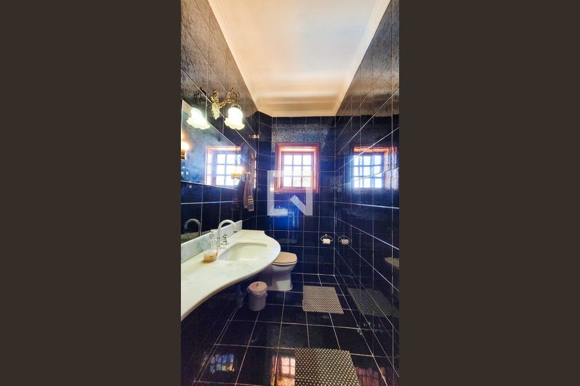 Casa à Venda - Jardim Flamboyant, 4 Quartos,  498 m2 em , Campinas - sp | SoloBR