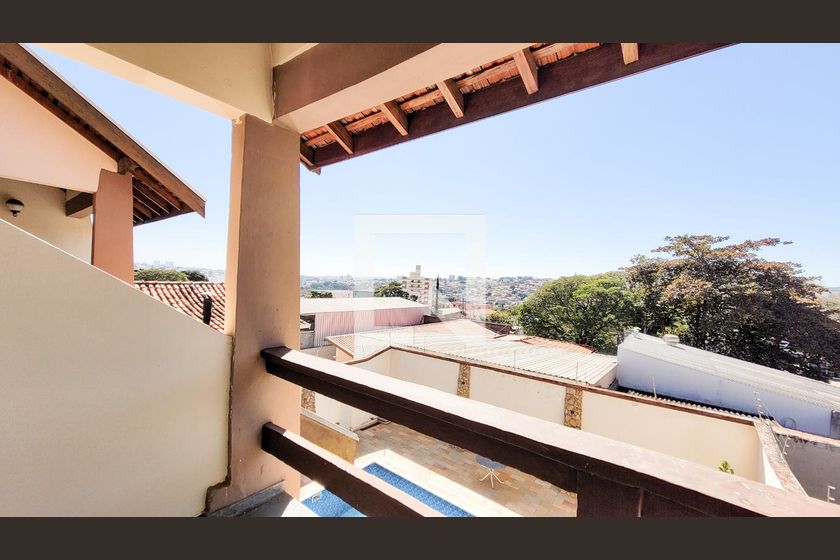 Casa à Venda - Jardim Flamboyant, 4 Quartos,  498 m2 em , Campinas - sp | SoloBR