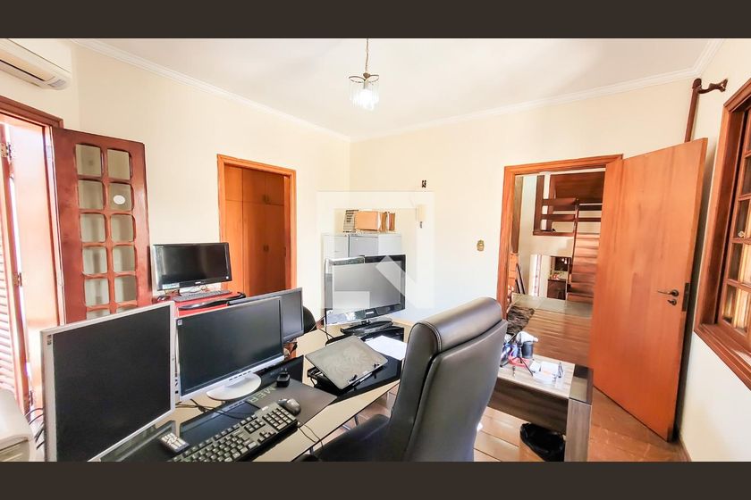 Casa à Venda - Jardim Flamboyant, 4 Quartos,  498 m2 em , Campinas - sp | SoloBR