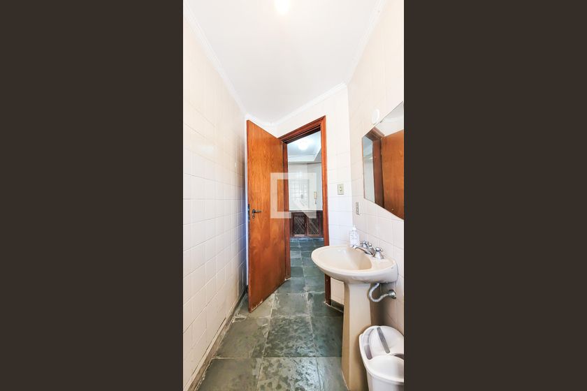 Casa à Venda - Jardim Flamboyant, 4 Quartos,  498 m2 em , Campinas - sp | SoloBR