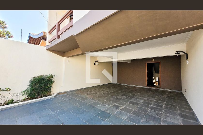 Casa à Venda - Jardim Flamboyant, 4 Quartos,  498 m2 em , Campinas - sp | SoloBR