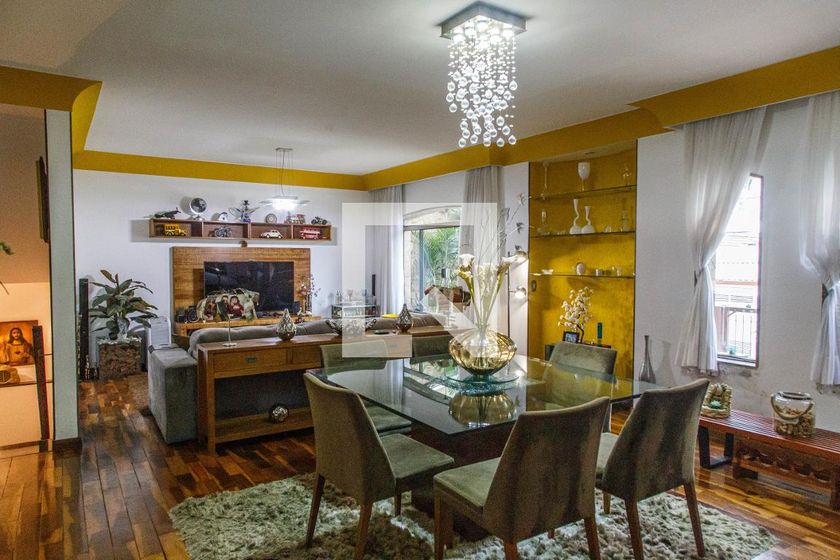 Casa, 6 quartos, 289 m² - Foto 1