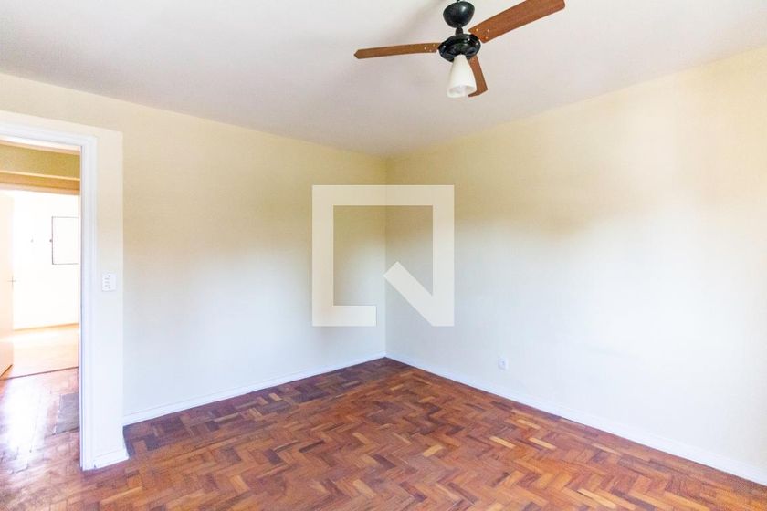 Casa, 4 quartos, 270 m² - Foto 35