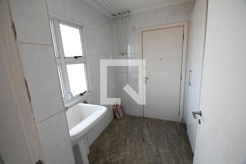 Apartamento à Venda - Mansões Santo Antônio, 4 Quartos,  213 m2 em , Campinas - sp | SoloBR