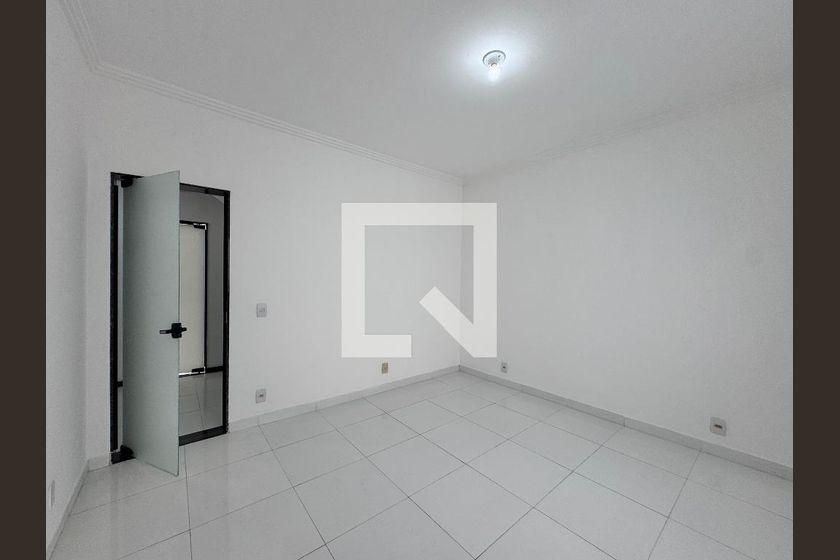 Casa, 4 quartos, 350 m² - Foto 31