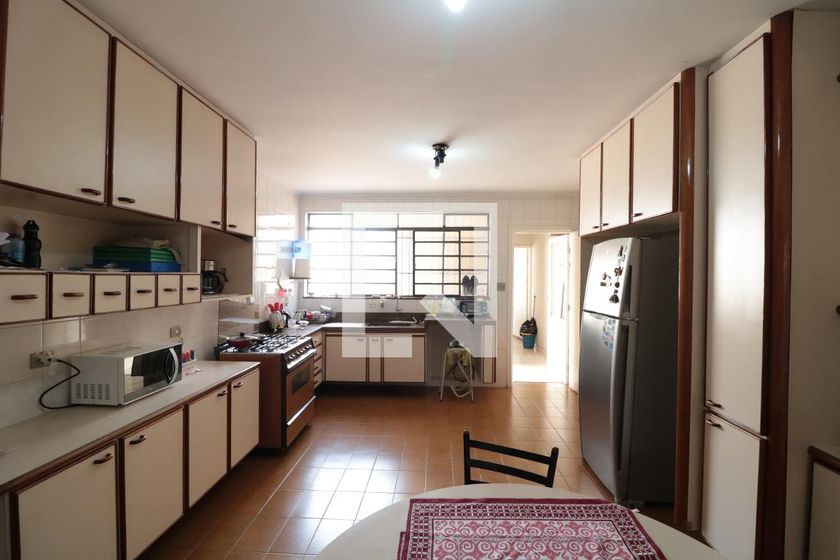 Casa, 3 quartos, 200 m² - Foto 25