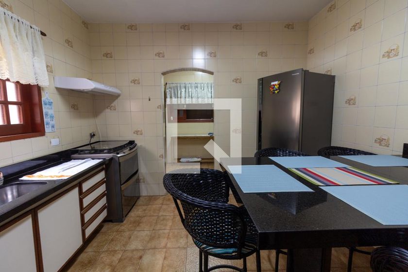 Casa, 2 quartos, 200 m² - Foto 37