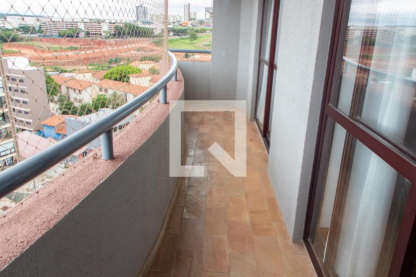 Apartamento à Venda - Jardim Flamboyant, 4 Quartos,  296 m2 em , Campinas - sp | SoloBR