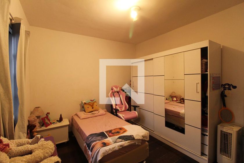 Casa, 4 quartos, 240 m² - Foto 21