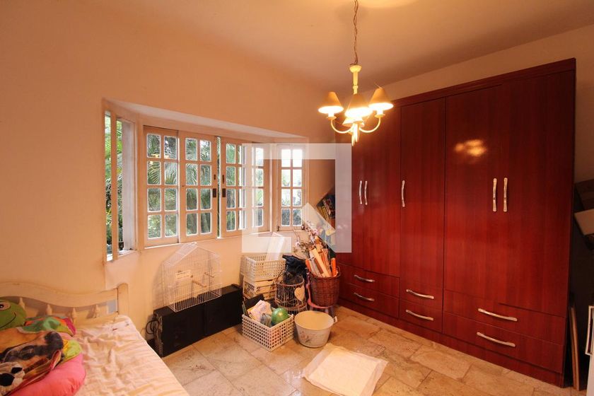 Casa, 4 quartos, 240 m² - Foto 11